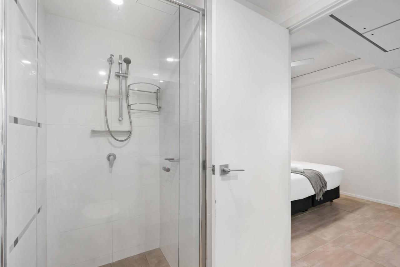Sierra Grand Broadbeach - Self Contained & Privately Managed Apartments 黄金海岸 外观 照片