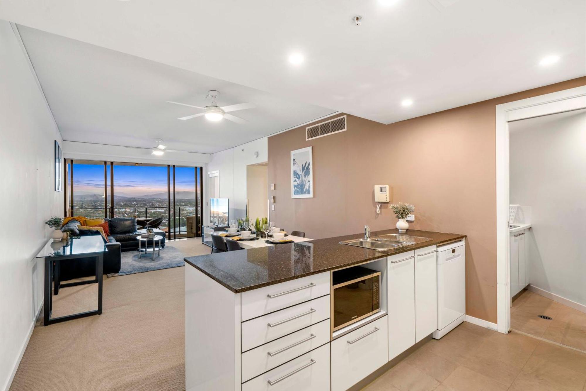 Sierra Grand Broadbeach - Self Contained & Privately Managed Apartments 黄金海岸 外观 照片
