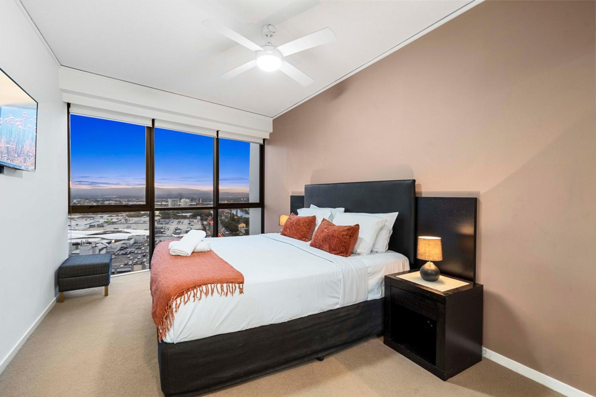 Sierra Grand Broadbeach - Self Contained & Privately Managed Apartments 黄金海岸 外观 照片