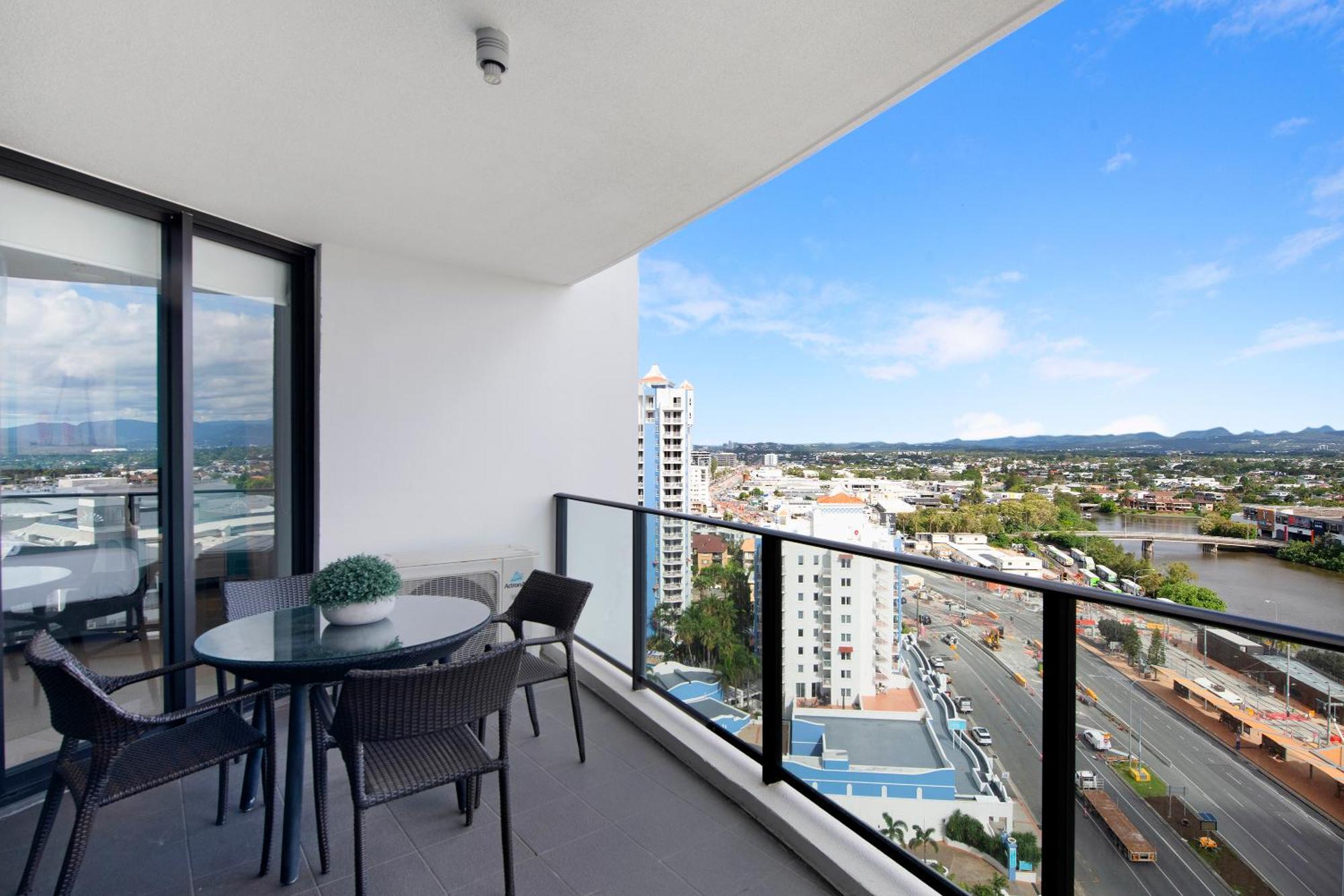 Sierra Grand Broadbeach - Self Contained & Privately Managed Apartments 黄金海岸 外观 照片