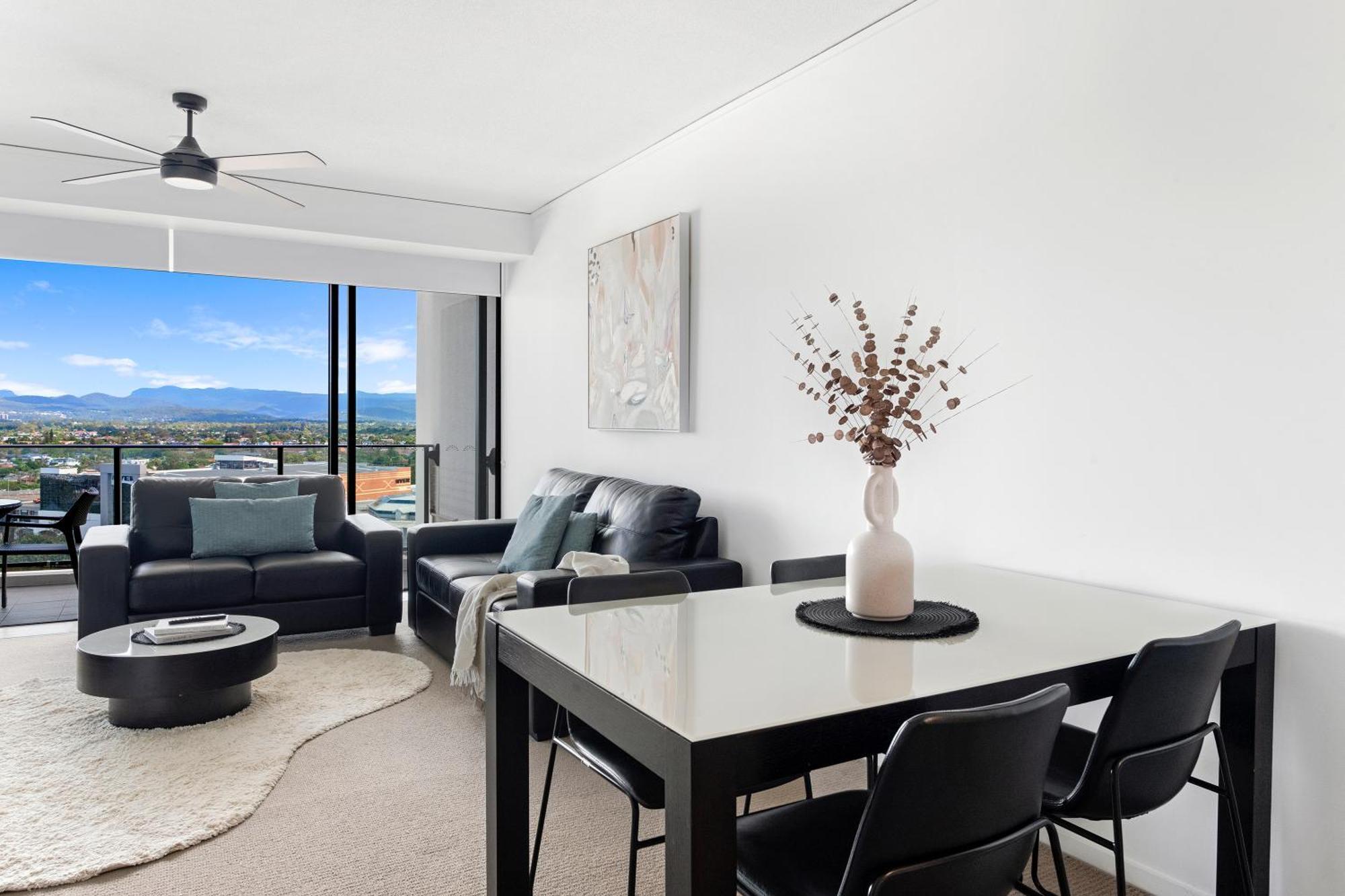 Sierra Grand Broadbeach - Self Contained & Privately Managed Apartments 黄金海岸 外观 照片